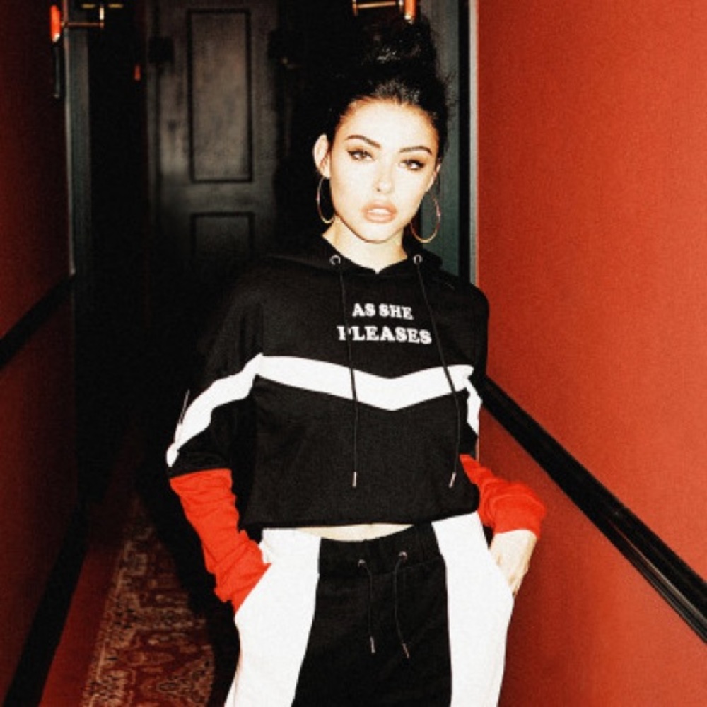 MADISON BEER X MISSGUIDED- hoodie jogger set